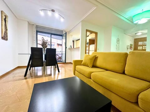 Apartamentos Dos Torres Gandalf - Excelente ubicación centrica con garaje incluido Apartment in Zaragoza