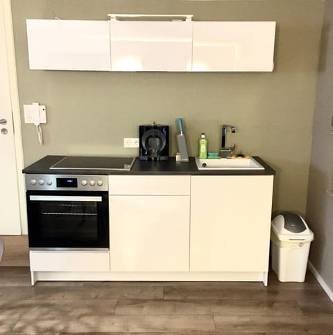 Coffee/tea facilities, Kitchen or kitchenette