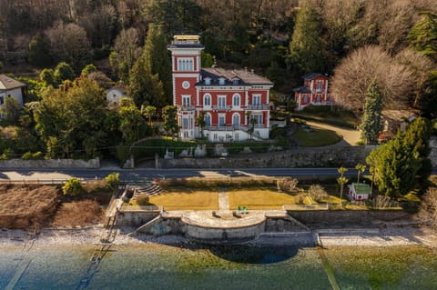 Facade/entrance, Bird's eye view, Winter, Garden, Beach, On site, Lake view