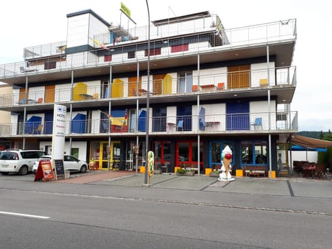 Property building, Facade/entrance