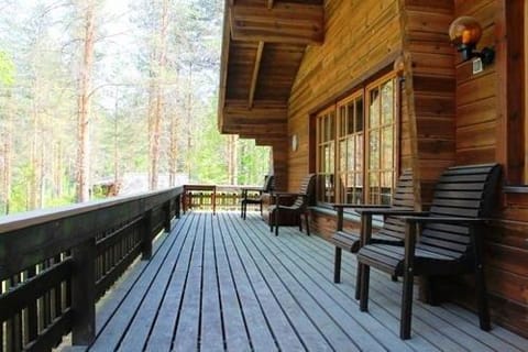 Коттедж на берегу живописного озера House in Finland