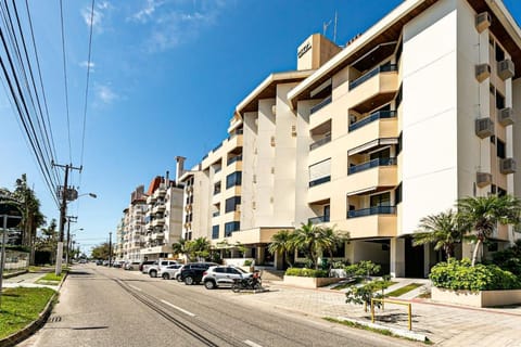 Property building, Facade/entrance, Street view