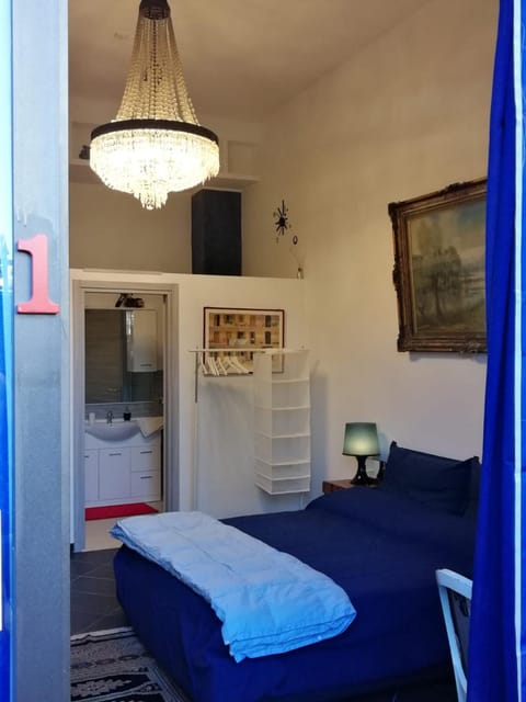 Al 20 Guest House Fiera Milano - Certosa - San Siro Bed and Breakfast in Milan