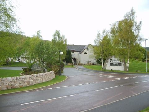 Scandinavian Village Ltd Hôtel in Aviemore