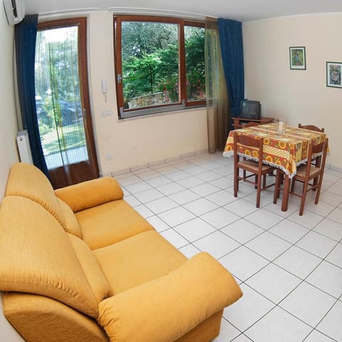 Casa Facchinetti Yellow apartment Apartment in Malcesine