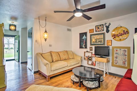 River District Home with Patio and Yard Pets Welcome! Casa in Fort Worth