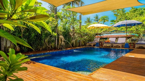 Ponder Cottages - The Villa Nusa Lembongan Bed and Breakfast in Nusapenida