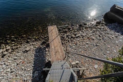 Beach, Lake view