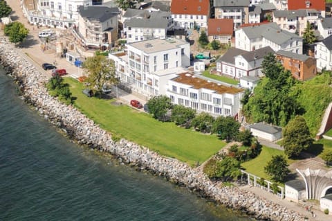 Property building, Bird's eye view, Beach