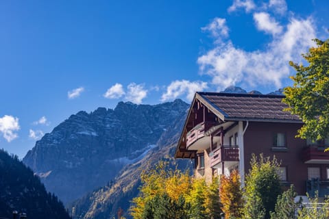 Property building, Natural landscape