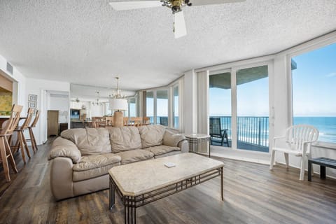 Shores Club 807, 3 Bedrooms, 8th Floor, Oceanfront, Sleeps 8 Condominio in Daytona Beach Shores