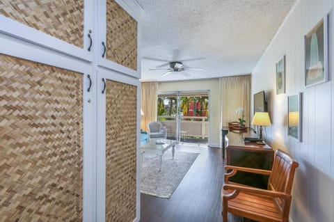 Beautifully Upgraded, Full Kitchen, Comfy King Bed, AC condo Eigentumswohnung in Wailua