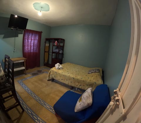 TV and multimedia, Photo of the whole room, Bedroom