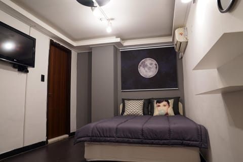 Apollo Guesthouse Bed and Breakfast in Seoul