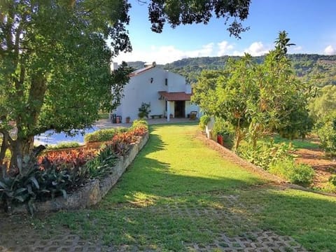 Quinta La Rabide House in Setúbal, Portugal