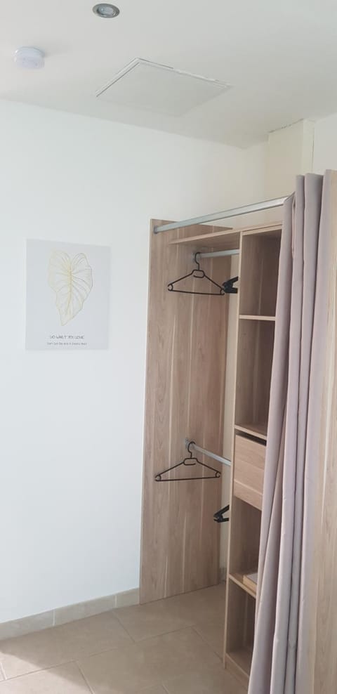 Dépendance 29m2 climatisée Apartment in Provence-Alpes-Côte d'Azur