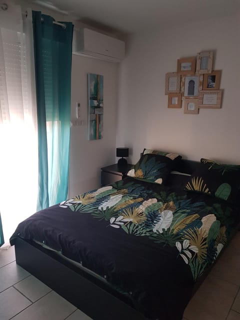 Dépendance 29m2 climatisée Apartment in Provence-Alpes-Côte d'Azur