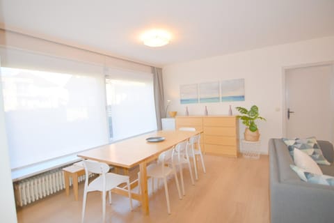 Point Break Apartment in Koksijde