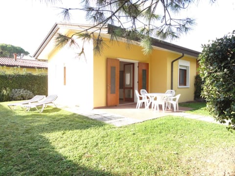 Patio, Facade/entrance, Garden
