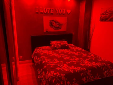 Lovelove23spas Apartment in Villeurbanne