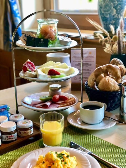 Balcony/Terrace, Breakfast