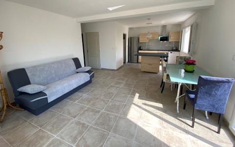 Maison calme à Beaune House in Beaune