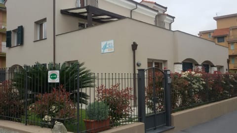 Le Vele Residence Aparthotel in Pietra Ligure