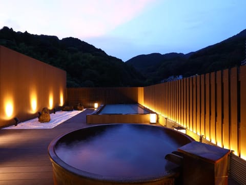 Hot Spring Bath, Open Air Bath, Public Bath