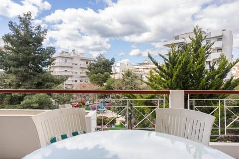 Two Bedroom Apartment Near Alimos Marina ! Wohnung in Alimos