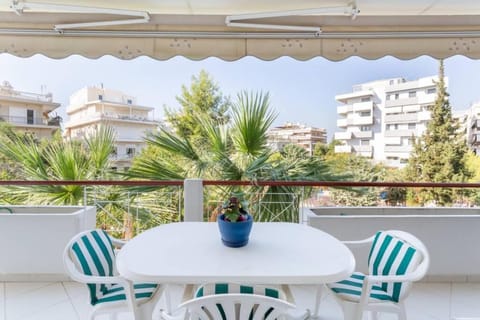 Two Bedroom Apartment Near Alimos Marina ! Wohnung in Alimos