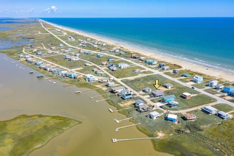 Purple Paradise House in Brazoria County