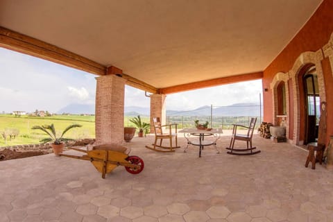 8 bedrooms villa with private pool enclosed garden and wifi at Segni Villa in Abruzzo