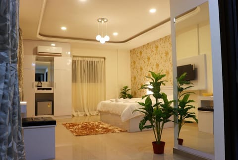 RK - Inn Premium Suites Condo in Bengaluru