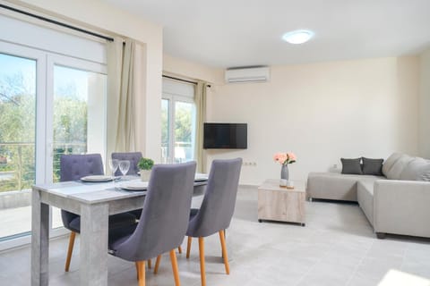 Skala Rachoni Cris Luxury Apartment Upper Floor Appartamento in Thasos