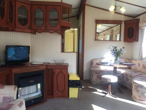 Three bedroom Hartland Caravan Casa in Westward Ho