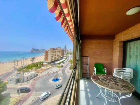 SEAFRONT PONIENTE BEACH BENIDORM Apartment in Benidorm