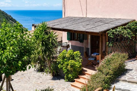 Patio, Facade/entrance, Garden, Balcony/Terrace, Garden view, Sea view