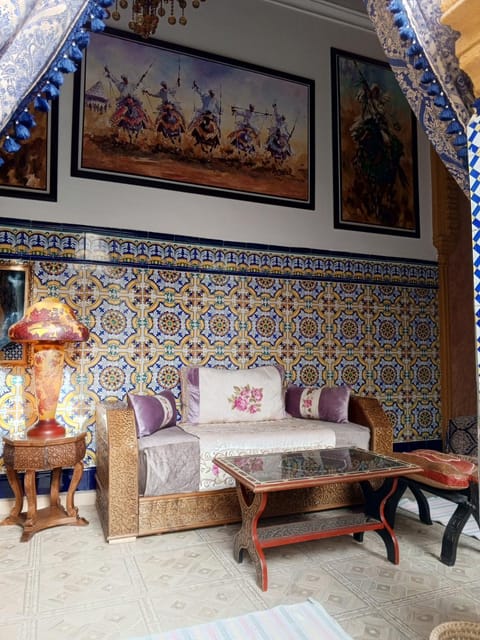 RIAD Dar Ouezzani Bed and Breakfast in Rabat
