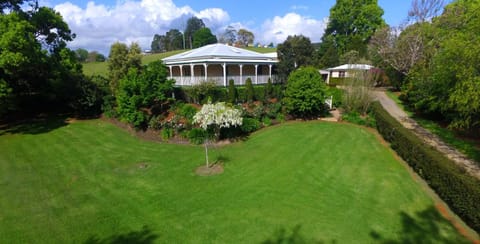 Maleny Homestead & Cottage House in Maleny