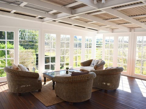 Living room, Garden view