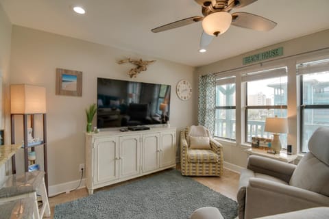 Vibrant Gulf Shores Getaway with Pool and Beach Access Condo in West Beach