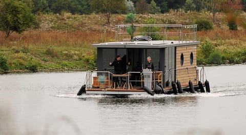 Otter Comfort klasse XL Houseboat Docked boat in Limburg (province)