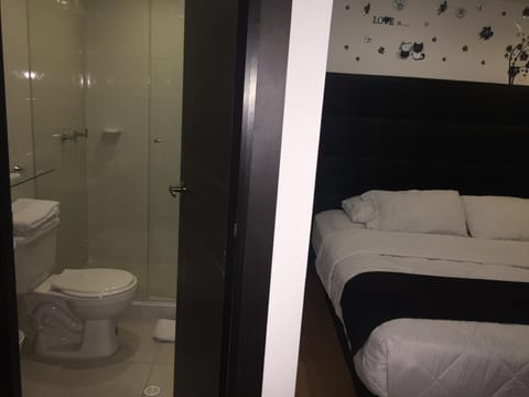 Bed, Bathroom, Photo of the whole room