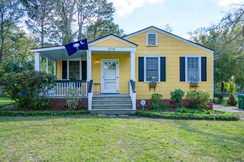 Graduations Welcome! Bayside Bungalow Close Proximity to Downtown Beaufort and Parris Island Casa in Beaufort