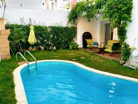 4 bedrooms villa at Dar Bouazza Tamaris 200 m away from the beach with private pool and enclosed garden Chalet in Casablanca-Settat