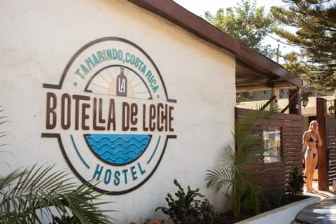 Hostel La Botella de Leche - Tamarindo Hostel in Tamarindo
