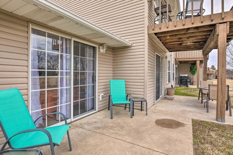 Branson Family Resort Condo with Indoor Pool and Patio Apartment in Branson