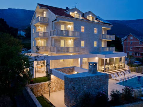 Villa Dalmatina - Adults Only Apartment hotel in Bol
