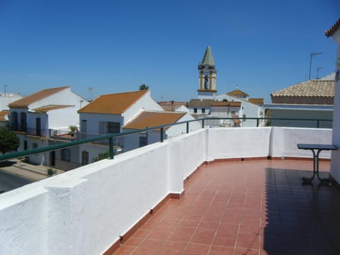 Balcony/Terrace, Street view, Area and facilities