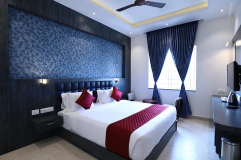 Mayuraa Residency Hotel in Chennai